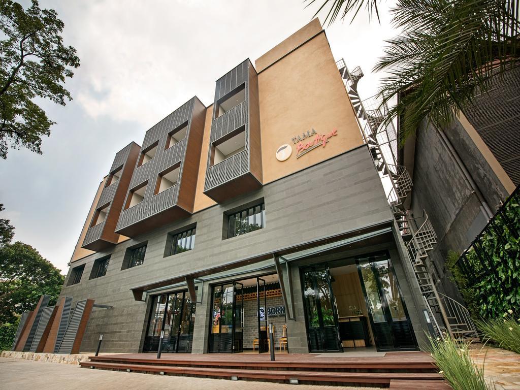 Tama Boutique Hotel Bandung Exterior foto